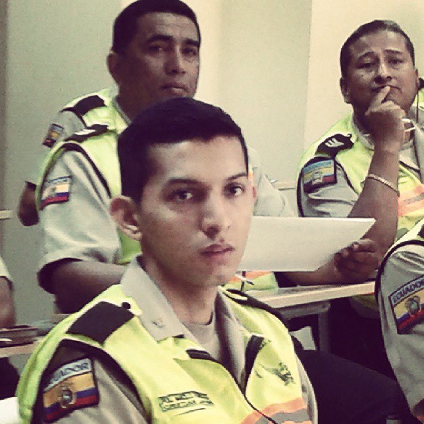 Charlas  #LGTBI a Policía Nacional de silueta x - Diane Rodriguez (4)