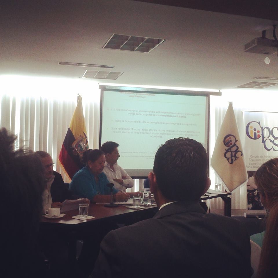Conversatorio el Guayaquil que soñamos conjugación de la ley fel Cotag y el Buen Vivir-Siluetax-Diane Rodriguez (2)