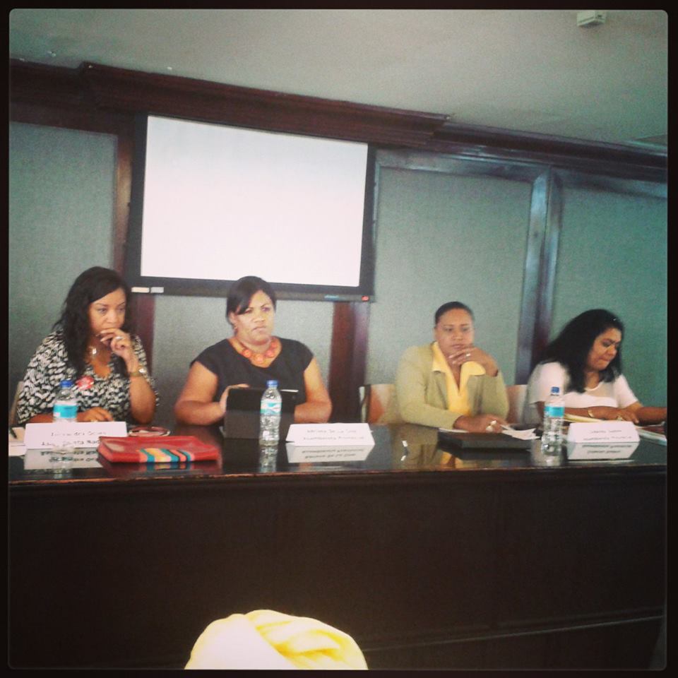 Mujeres asambleístas y bases en diálogo (10)