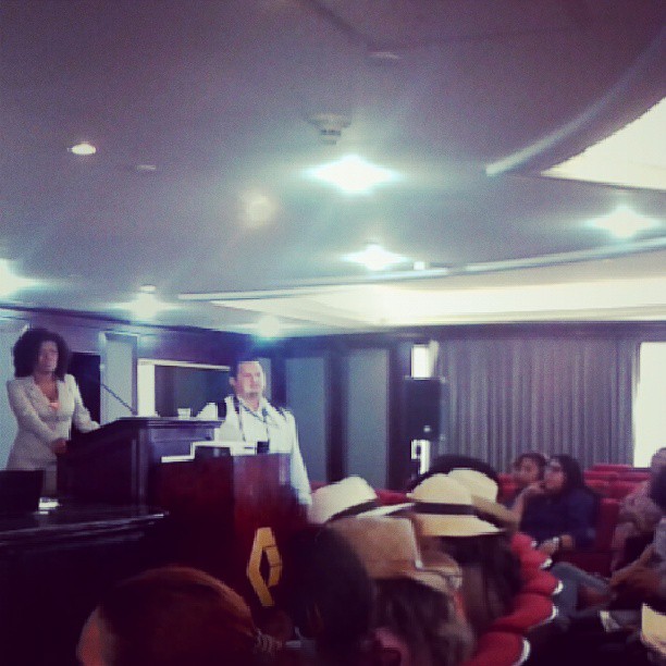 Mujeres asambleístas y bases en diálogo (13)