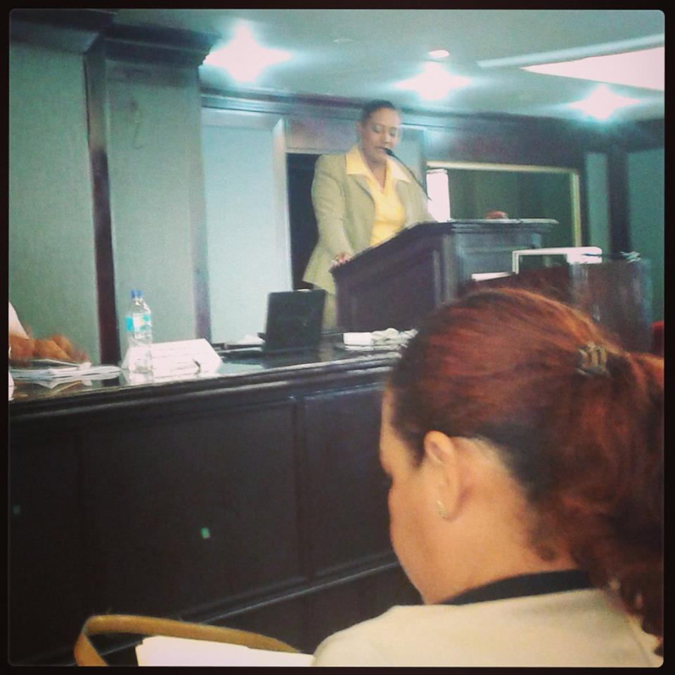 Mujeres asambleístas y bases en diálogo (8)