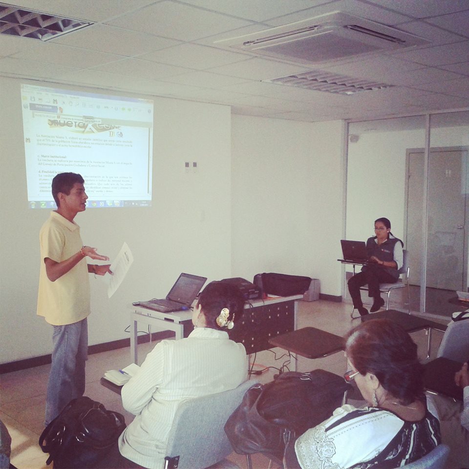 Taller de socialización de veeduria educativa  de Silueta X - Diane Rodriguez (13)