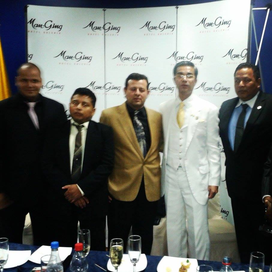 1396458_10153485012000425_826924244_n