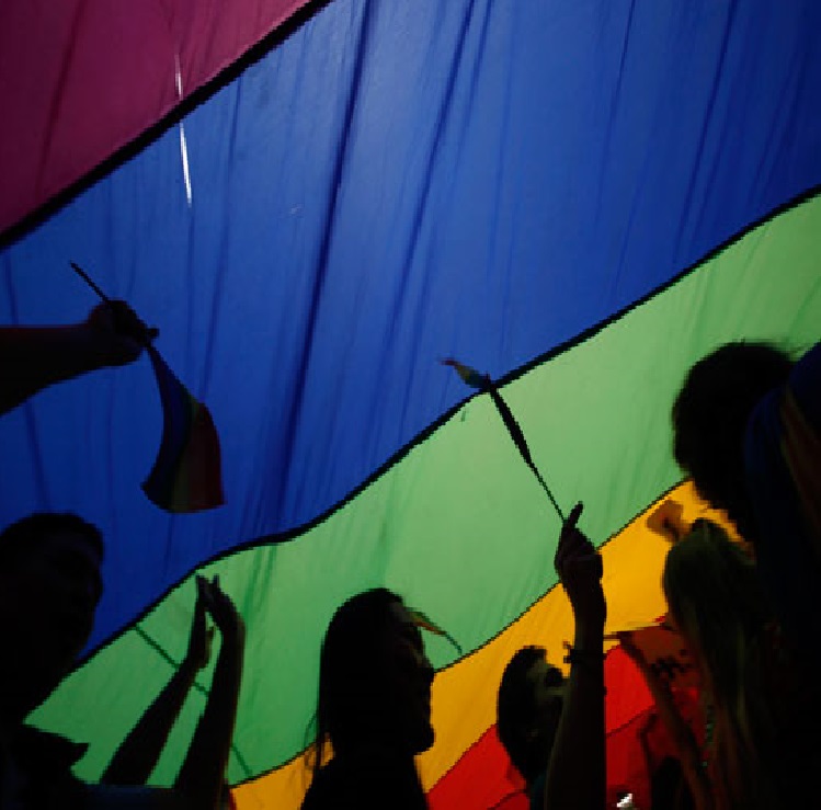 Organización de Ecuador propone nueva figura penal GLBTIsidio-Siluetax-DianeRodriguez