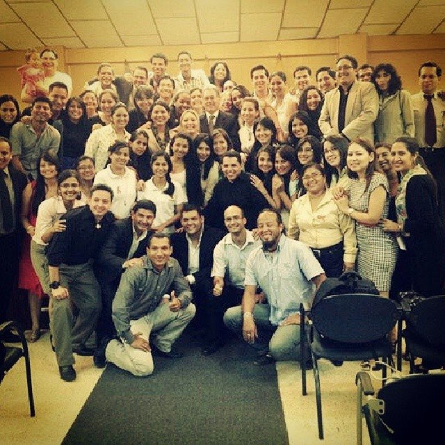 555797_10153663783625425_980586464_n