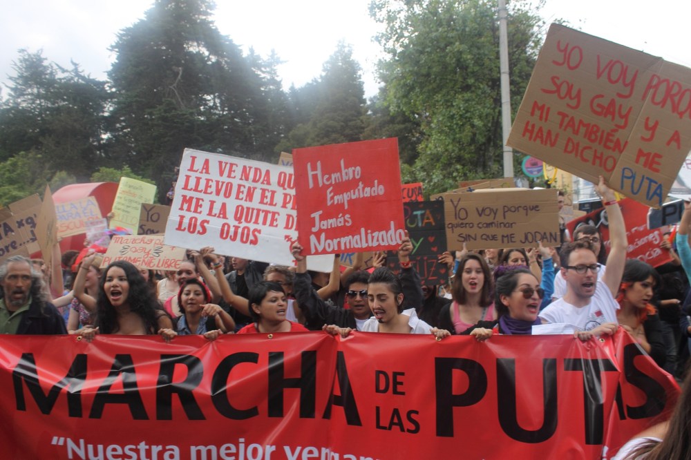 Marcha de las Putas 2014 Arco del Ejido Quito - Ecuador - Por un ecuador sin violencia contra la mujer y trans (1) Diane Rodríguez