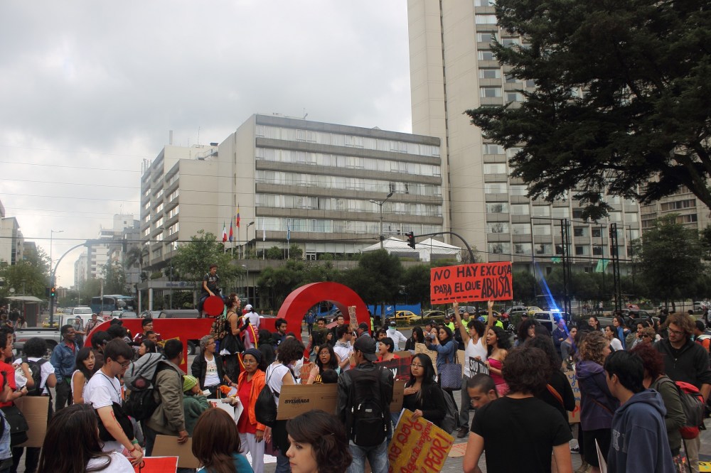 Marcha de las Putas 2014 Arco del Ejido Quito - Ecuador - Por un ecuador sin violencia contra la mujer y trans (11)