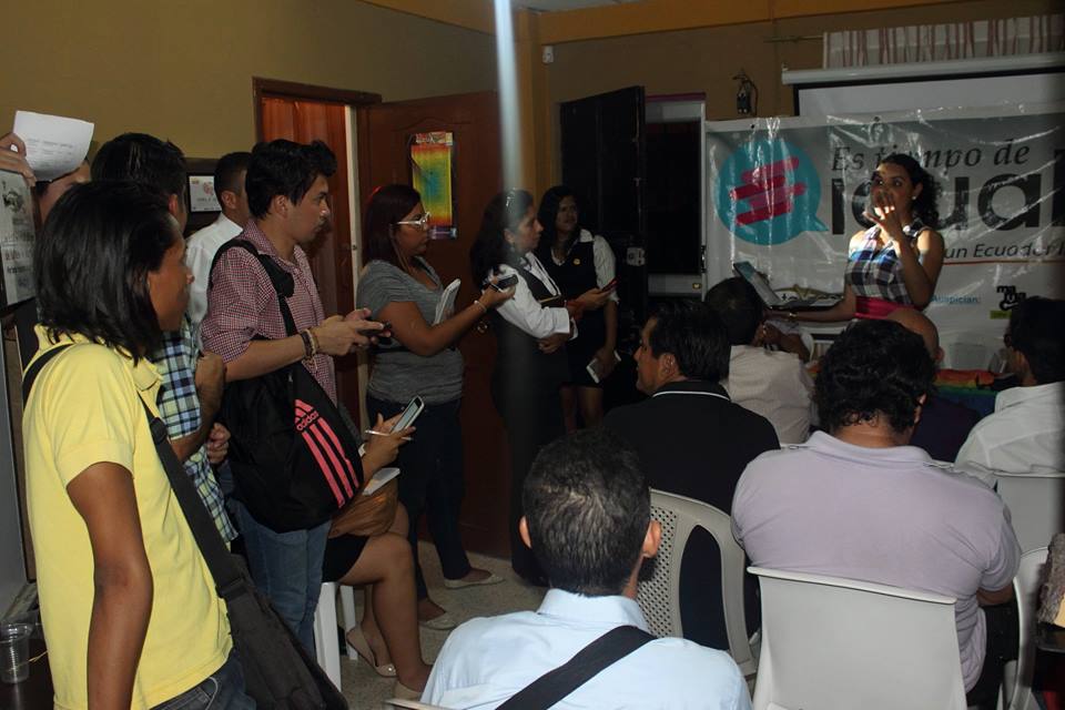 Diane Rodriguez de Silueta X expone queja legal contra programas comicos vivos, pareja feliz mi recinto