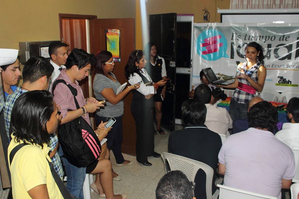 Diane Rodriguez de Silueta X expone queja legal contra vivos, pareja feliz mi recinto 3