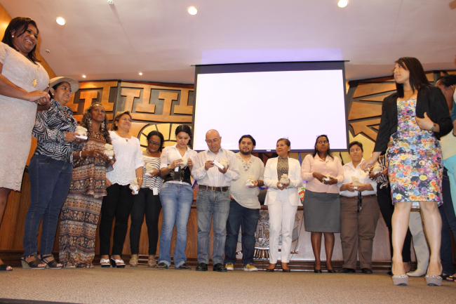 fotos-de-la-agenda-consejo-de-igualdad-asociacion-silueta-x-17