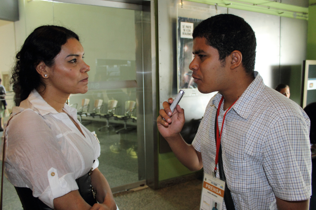 fotos-de-la-agenda-consejo-de-igualdad-asociacion-silueta-x-con-diane-rodriguez-2