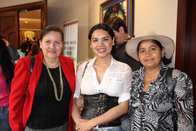 fotos-de-la-agenda-consejo-de-igualdad-asociacion-silueta-x-con-diane-rodriguez-5