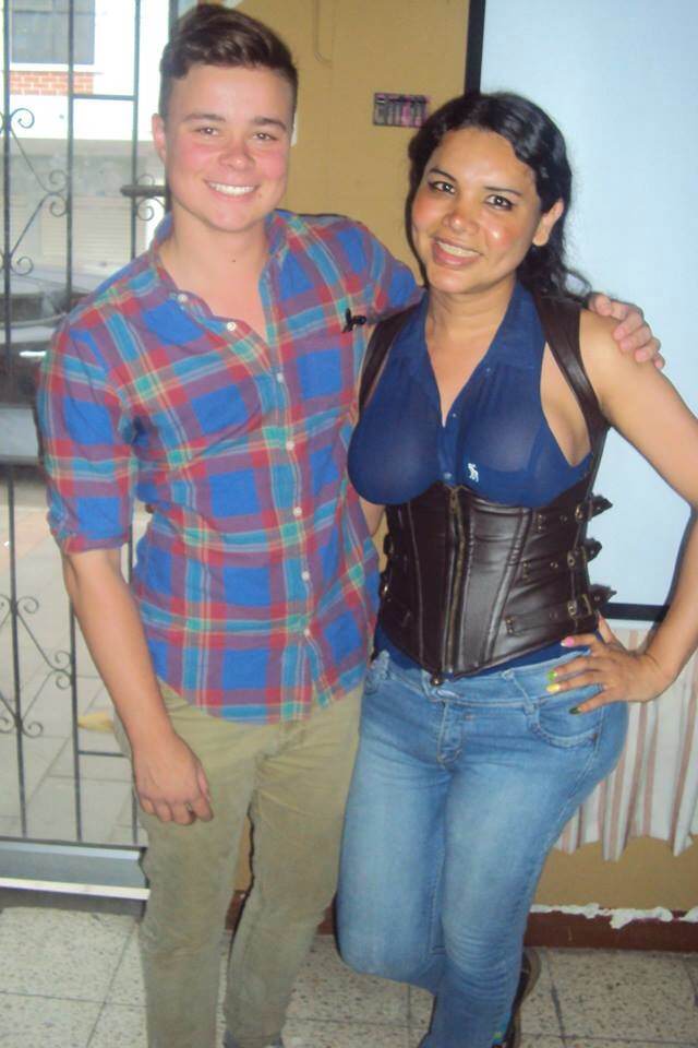 TRANSMASCULINO  DE ESTADOS UNIDOS VISITA A SILUETA X- DianeRodriguez. (2)