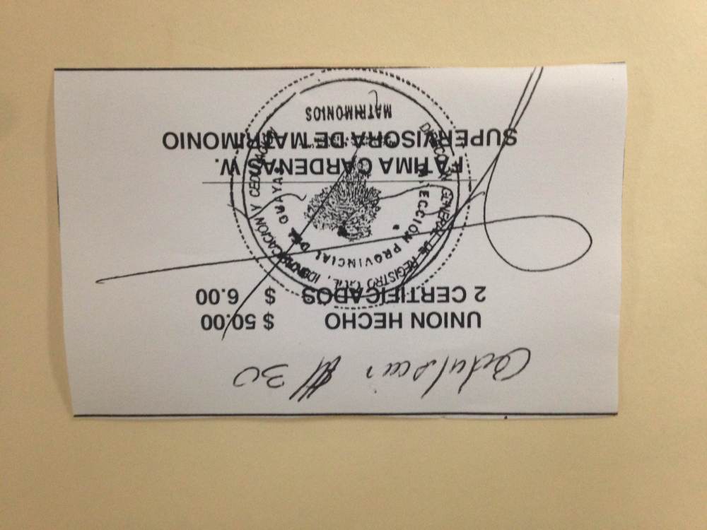 Primera pareja homosexual registra su unión de hecho en Ecuador - unión civil igualitaria - diane rodriguez y nicolas guamanquispe (4)