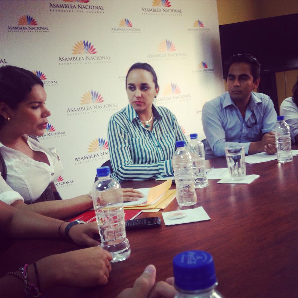 GLBTI se reunen con Presidenta de la Asamblea para presentar propuestas 2