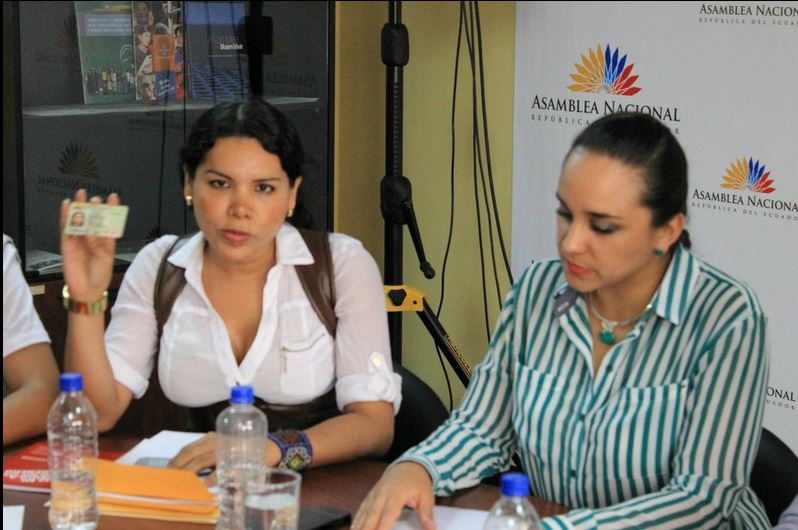 GLBTI se reunen con Presidenta de la Asamblea para presentar propuestas 8