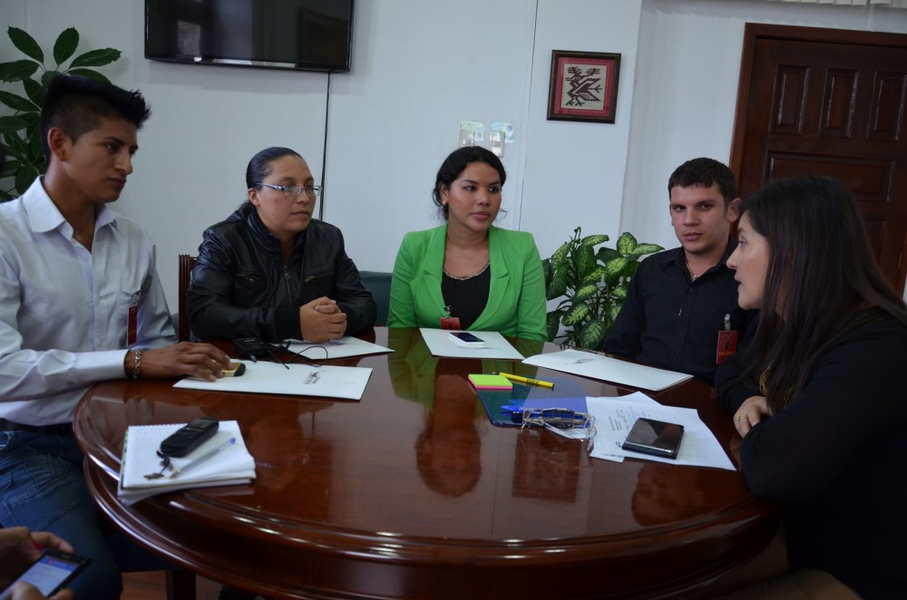 17576607022_b2f266ef9a_h