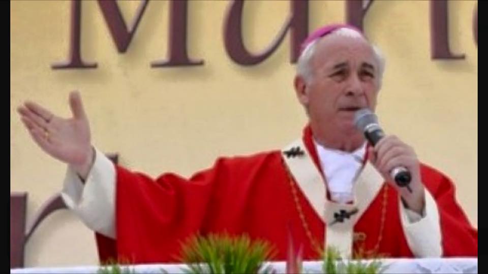 11227909_10156024379190425_3132069257424591856_n