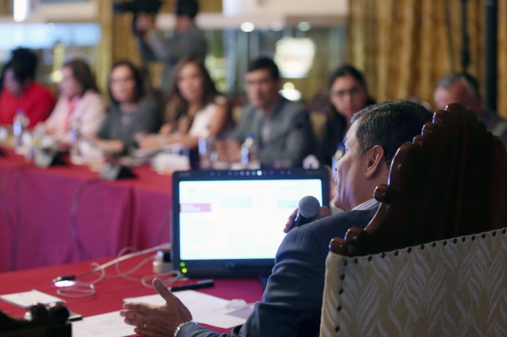 5ta Reunión entre Poblaciones LGBT y el Presidente del Ecuador Rafael Correa - Acuerdos (7)