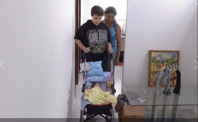 Nuestro hijo pueda que sea o no LGBTI dice diane rodriguez y fernando machado lo pasean en coche