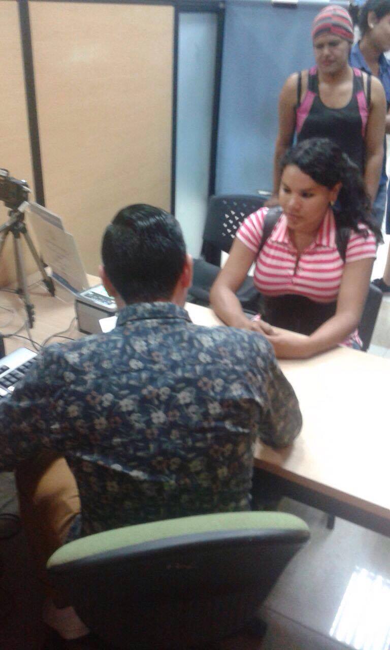 Transexuales logran cambian el sexo por género en Ecuador (7)