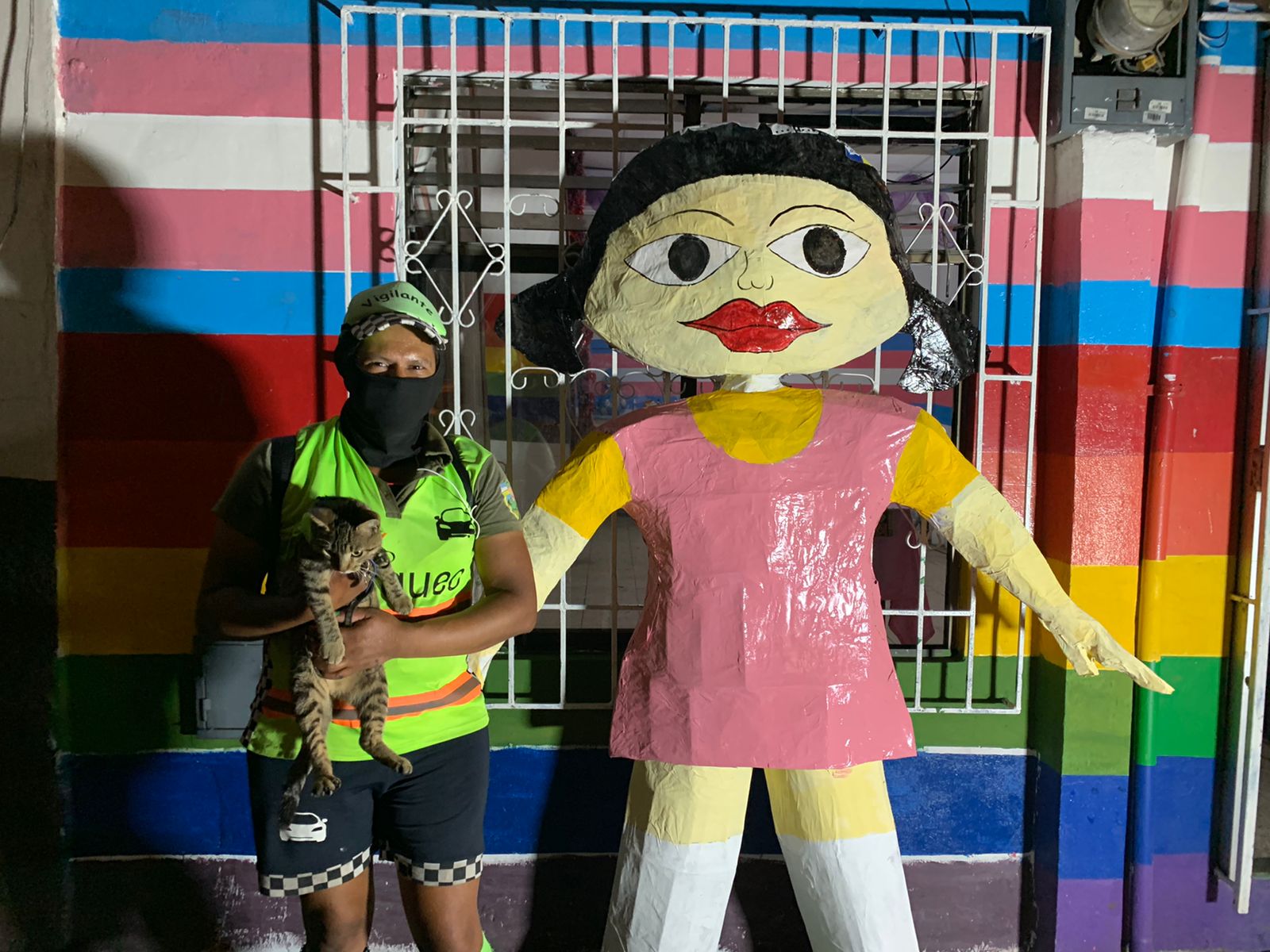 Monigote de Año Viejo como artivismo, tradición y cultura comunitaria LGBTIQ de Silueta X